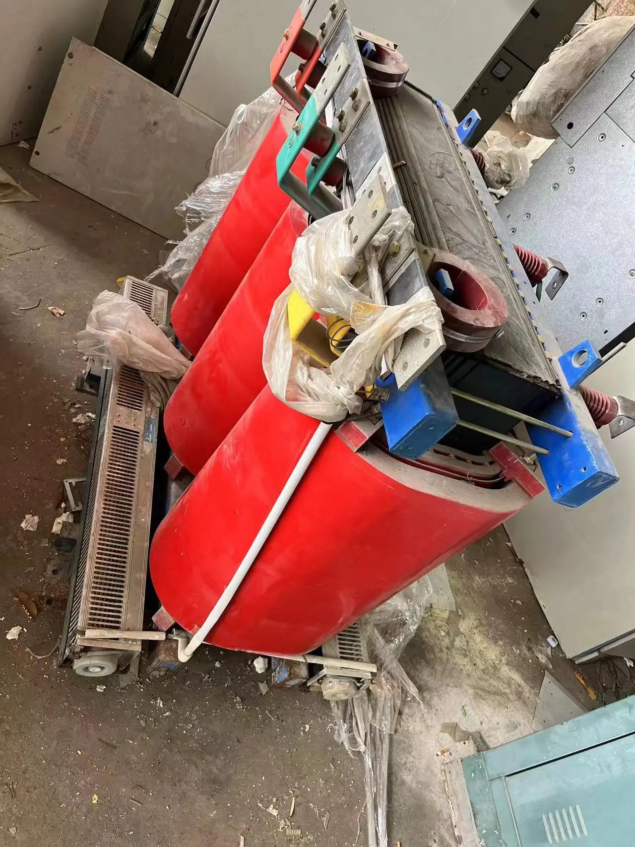 深圳市鑫進發(fā)再生資源回收有限公司：舊變壓器回收價格透明，二手變壓器回收專業(yè)先驅(qū)者